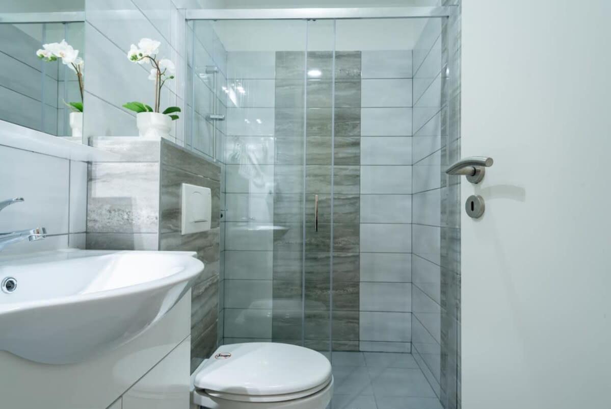 New Comfy Studio At Convenient Location Βουδαπέστη Εξωτερικό φωτογραφία
